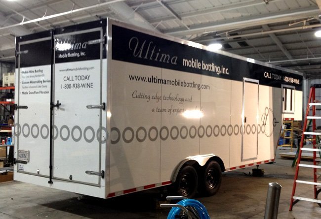 Ultima Trailer Graphics by Sign Dynamics