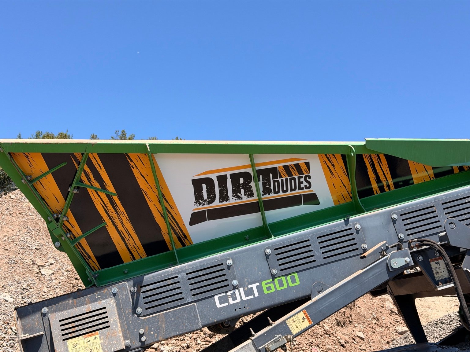 Dirt Dudes Conveyor Graphics project